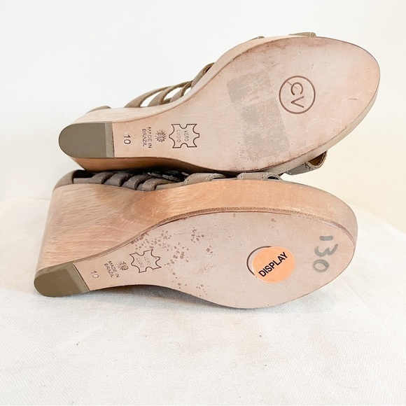NEW Cynthia Vincent Jett Wood Wedge Sandal Size 10